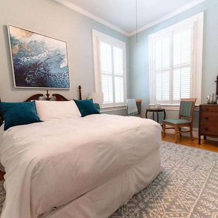 The Edenton Collection-Captain'S Quarters Inn Ruang foto