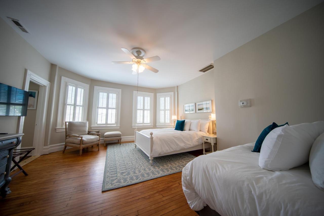 The Edenton Collection-Captain'S Quarters Inn Ruang foto