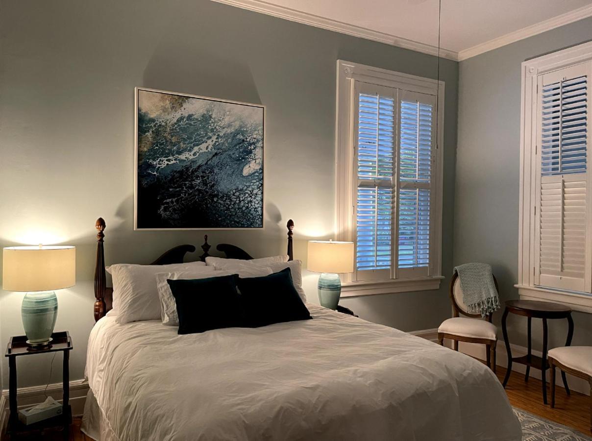 The Edenton Collection-Captain'S Quarters Inn Ruang foto