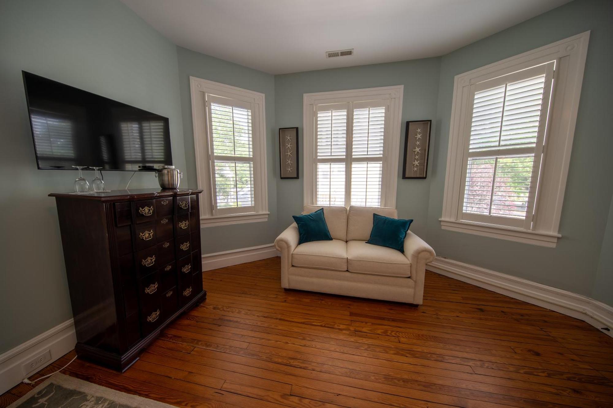 The Edenton Collection-Captain'S Quarters Inn Ruang foto