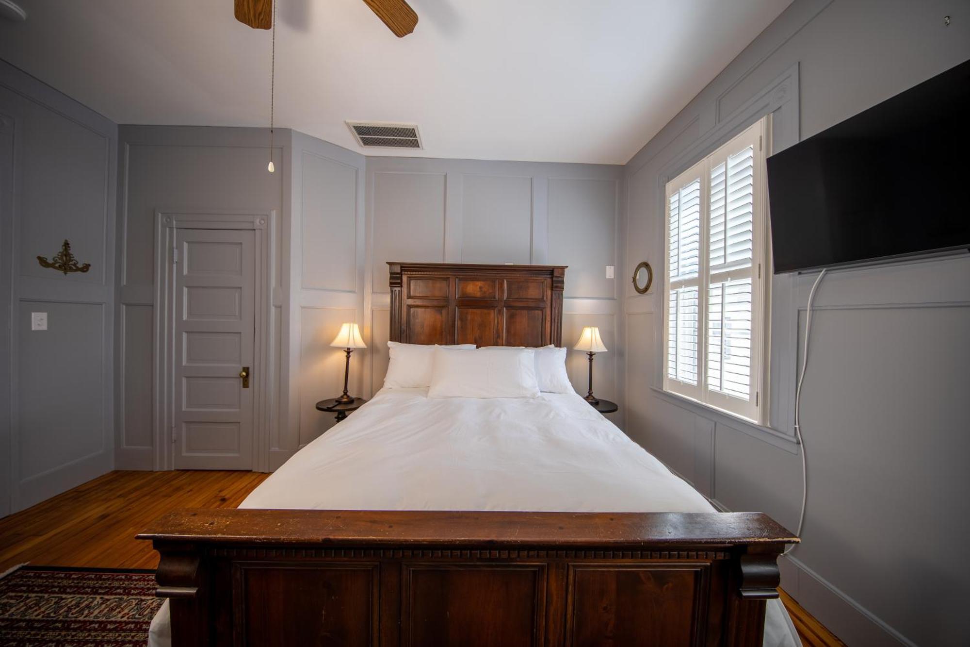The Edenton Collection-Captain'S Quarters Inn Ruang foto