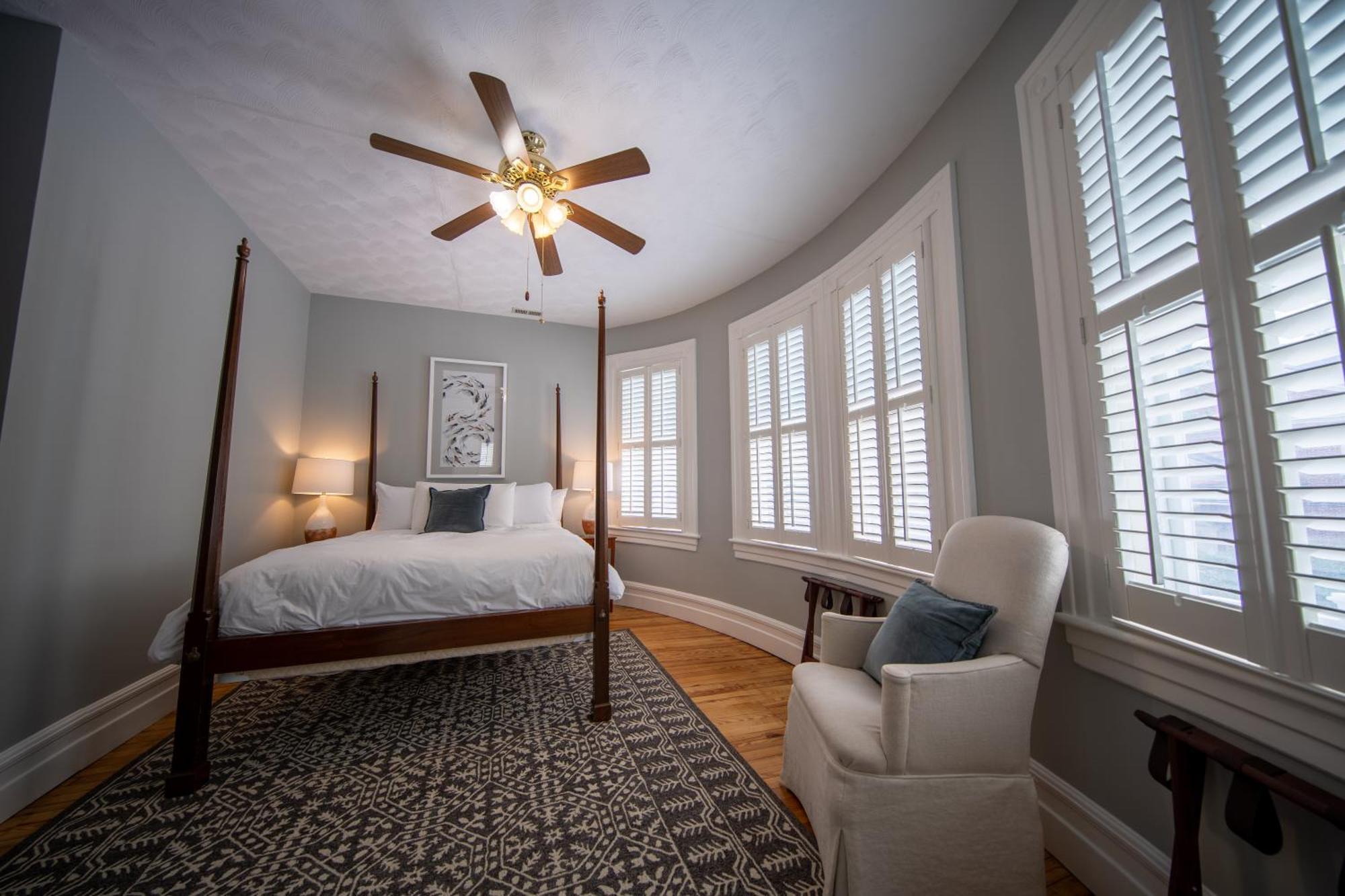 The Edenton Collection-Captain'S Quarters Inn Ruang foto